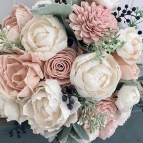 #Ad - DO NOT BUY! All MUST GO! Make offers/BOGO’s on bundles! - Picture 7 of 17